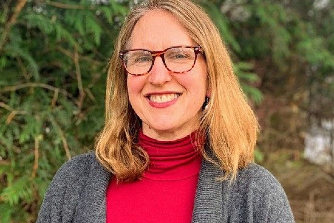 Christine Evans receives the Community College International Fellowship