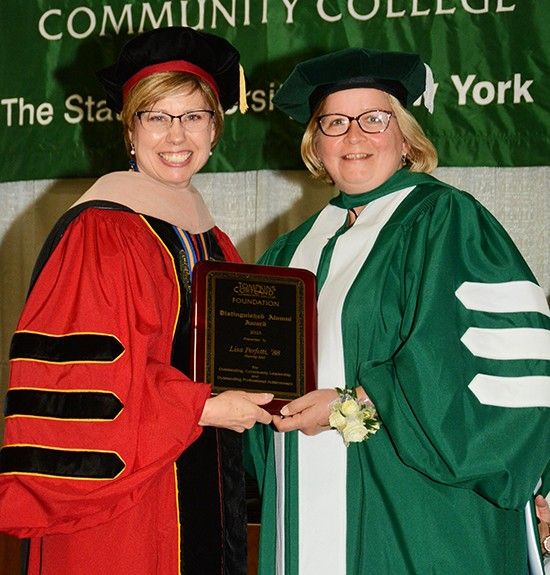 Distinguished Alumni Lisa Perfetti